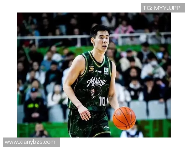 郭昊文：从篮球新星到职业生涯的蜕变之路与未来展望